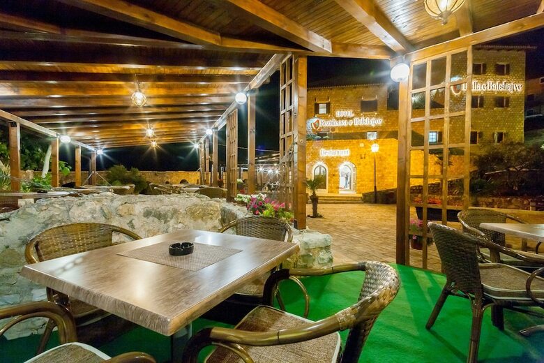 Hotel Kulla E Balshajve