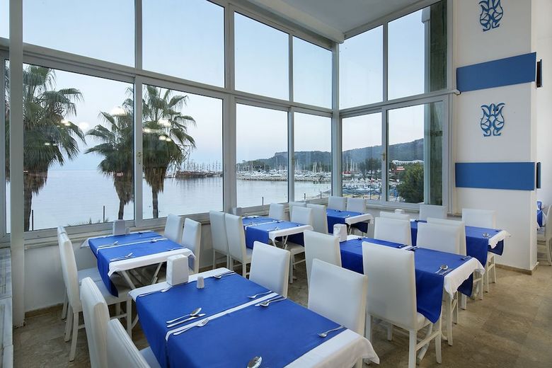 Bonn Beach Hotel By Rrh&r - All Inclusive
