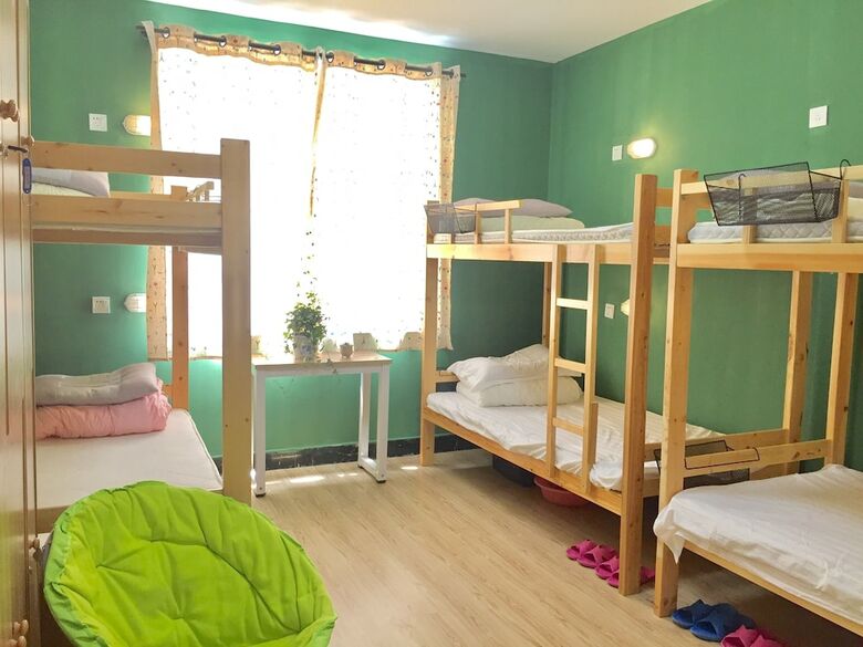 Hostal Weihai Hiking International Youth Hostel