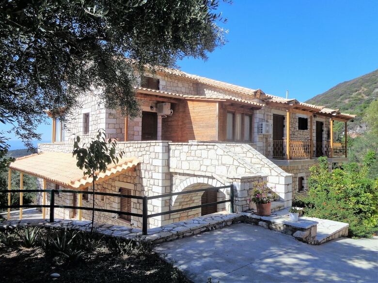 Apartamentos Menina Farm