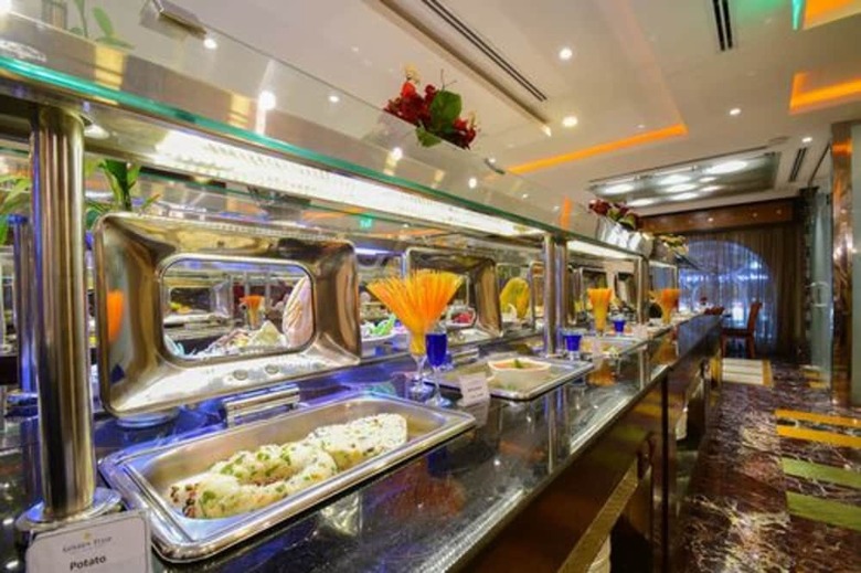 Hotel Golden Tulip Al Mektan