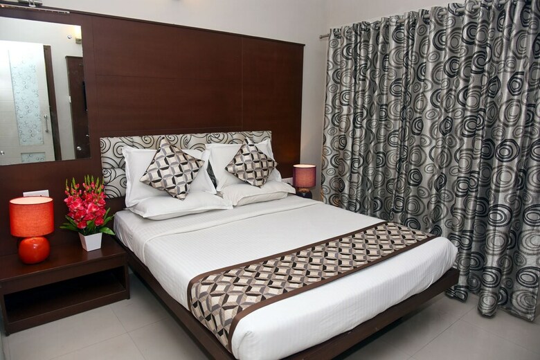 Hotel Greens Gate