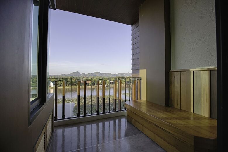 Natee The Riverfront Hotel Kanchanaburi