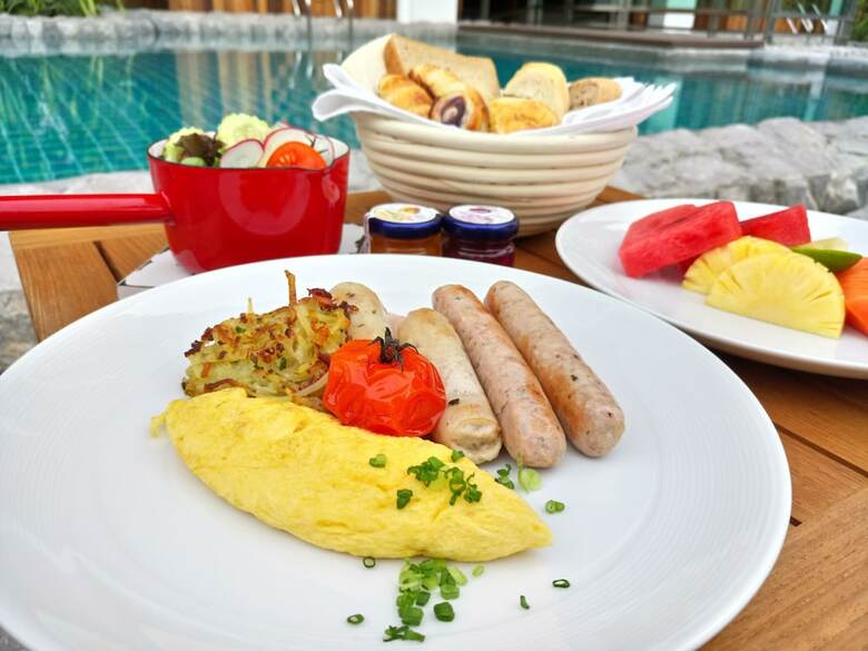 Natee The Riverfront Hotel Kanchanaburi