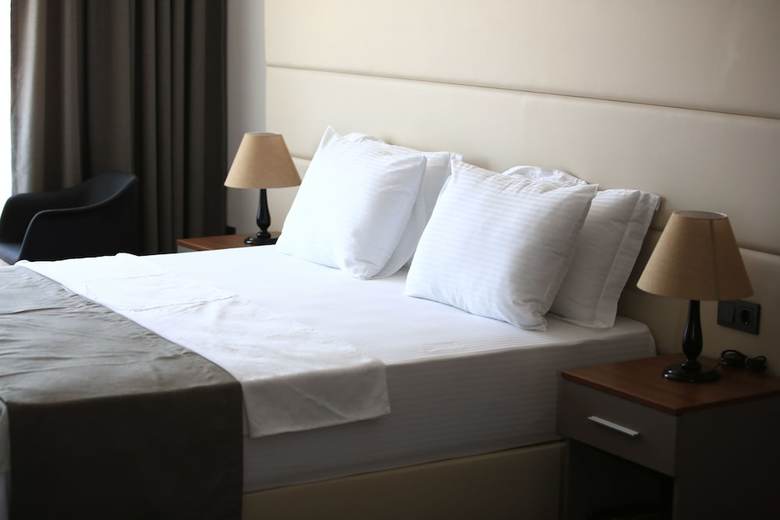 Familya Hotel