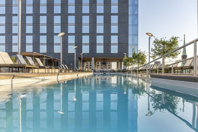 Omni Louisville Hotel