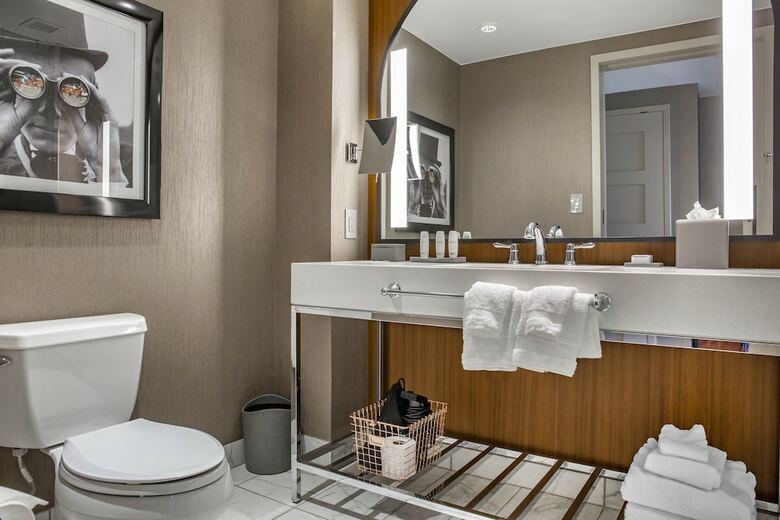 Omni Louisville Hotel