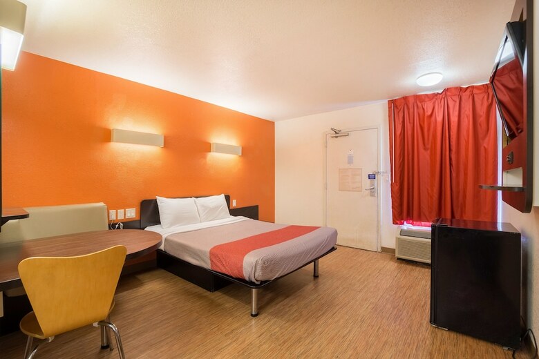 Hotel Motel 6 Augusta