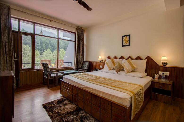 Hotel Natraj Pure Veg