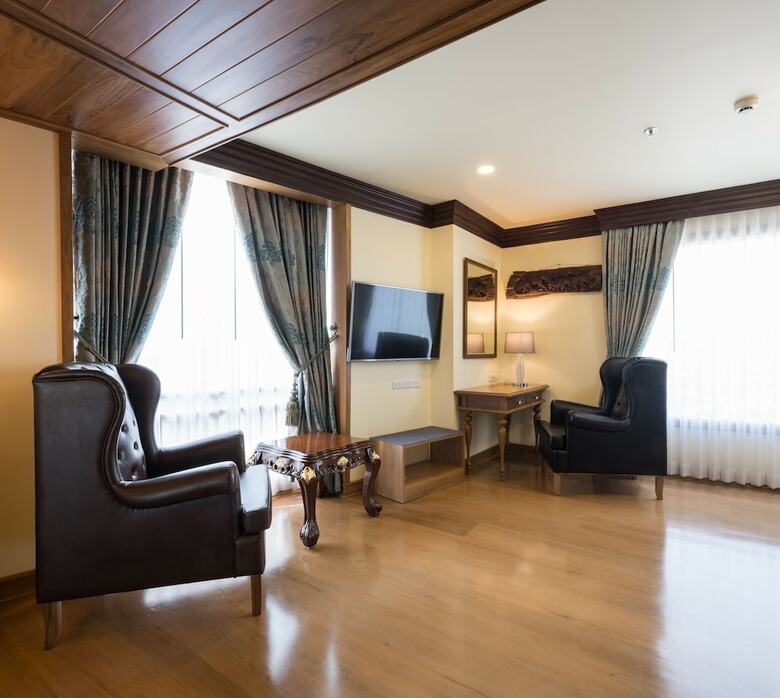 Peak Nimman Prestige Hotel