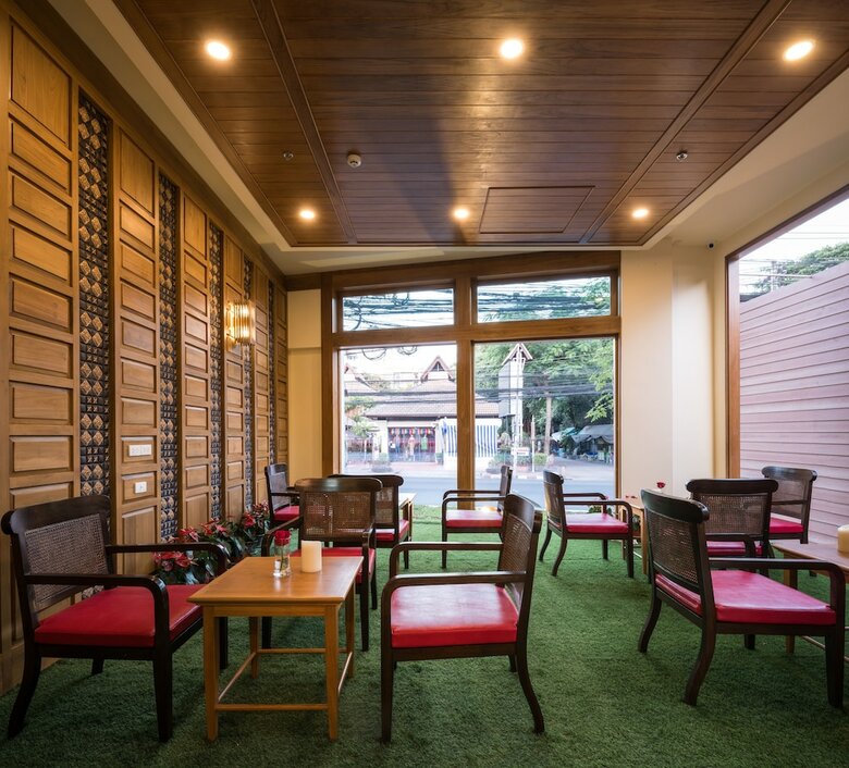 Peak Nimman Prestige Hotel
