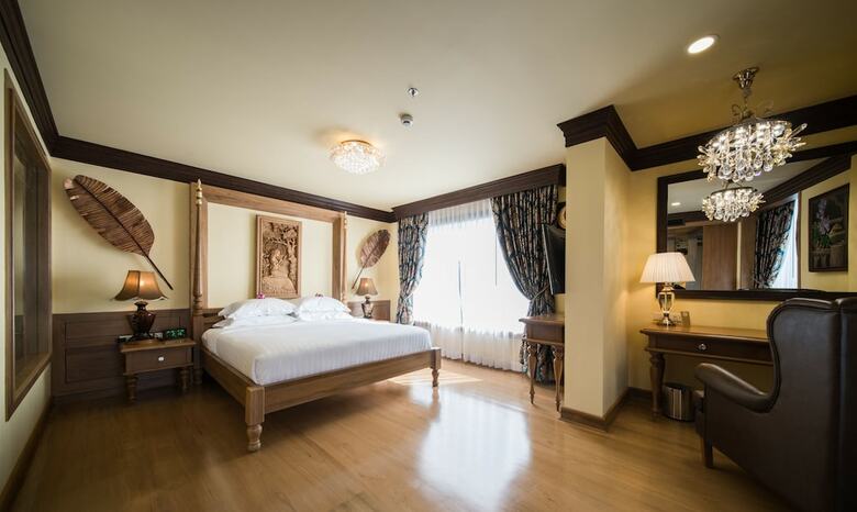 Peak Nimman Prestige Hotel