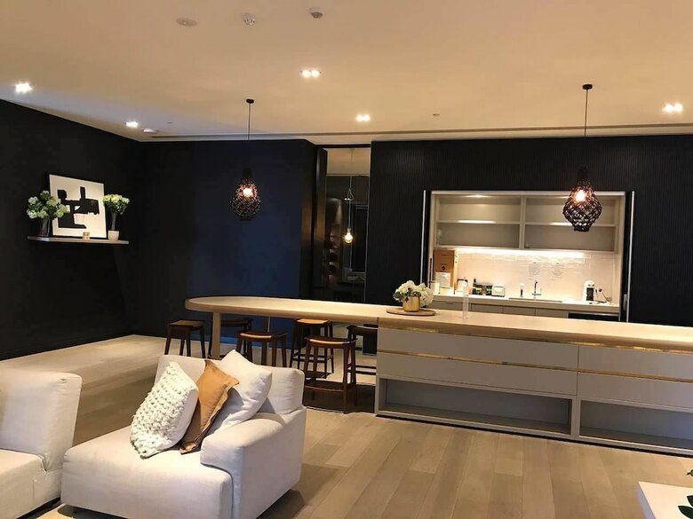 Melbourne Docklands Concavo Seaview Apartment