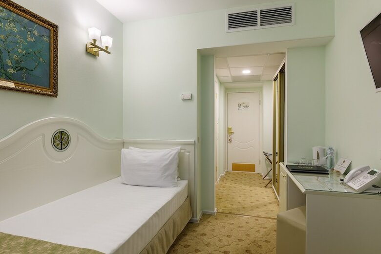 Beloe Derevo Hotel