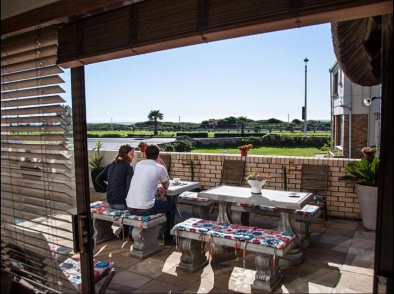 Hotel Palm Beach Guesthouse