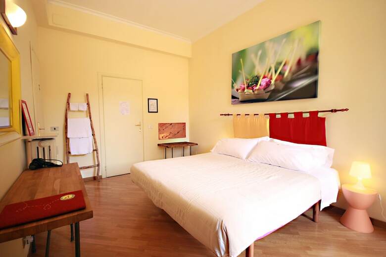 Hotel The Beehive