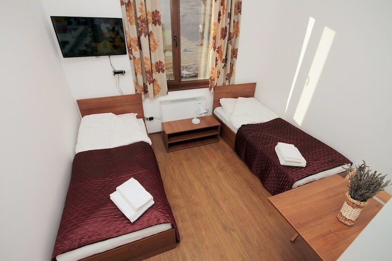 Hotel Yan Bibiyan Guest House