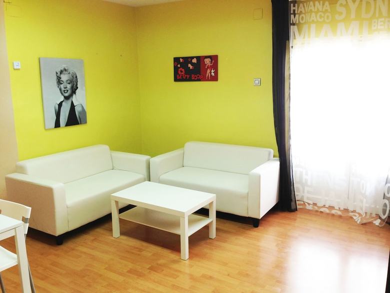Apartamentos Smart Tech Plaza Torre Clavero