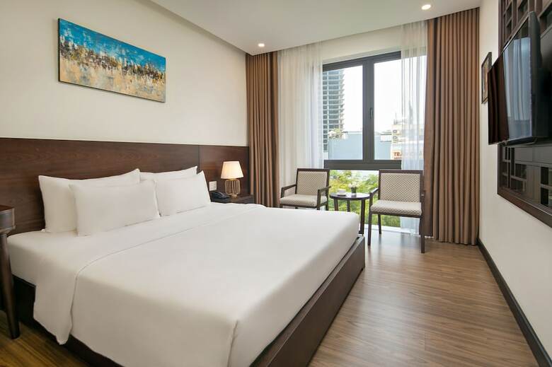 Haka Hotel & Apartment