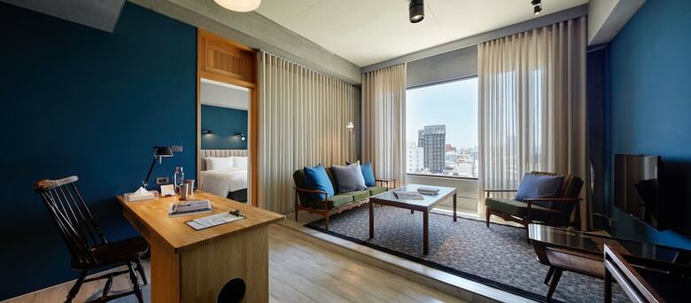 U.i.j Hotel & Hostel