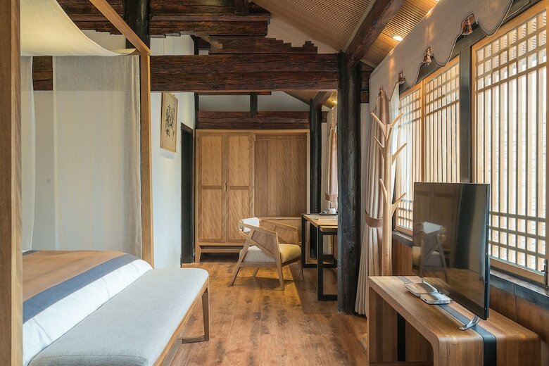 Dengfeng Qingjing Courtyard Hotel