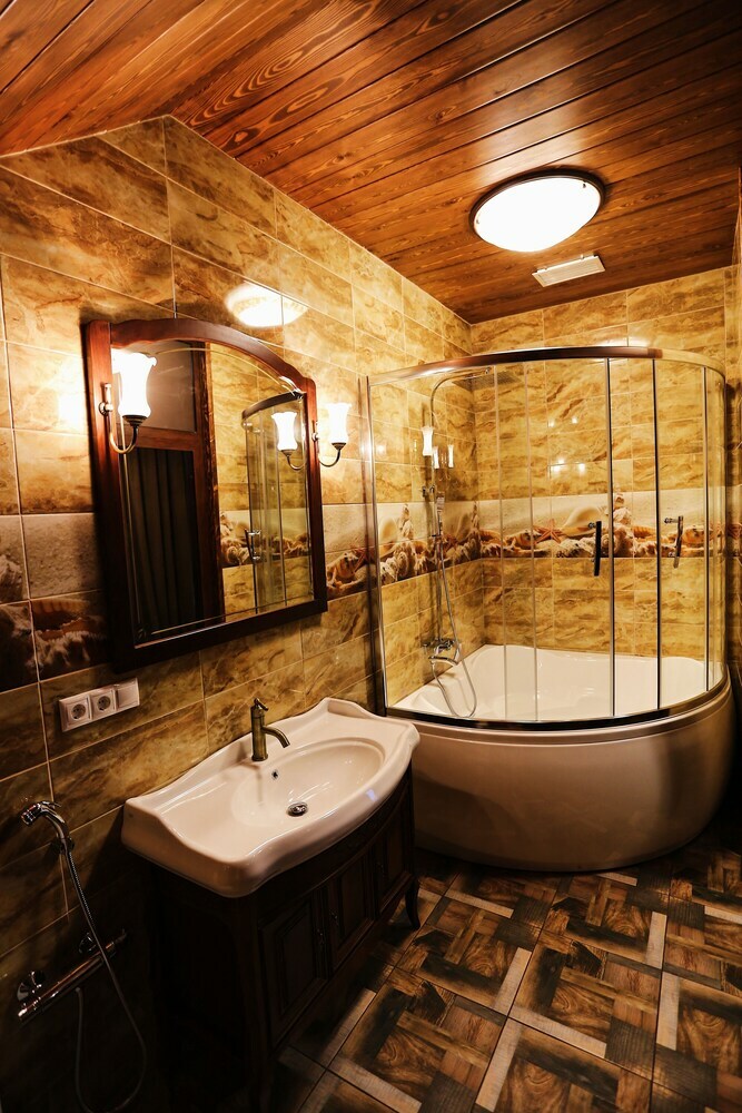 Hotel Banniy Klub Shangri-la