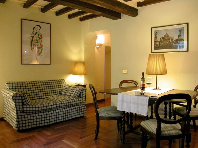 Apartamento Rent In Rome - Campo D� Fiori
