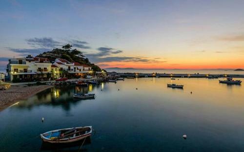 Hotel Christina Pansion- Adults Only