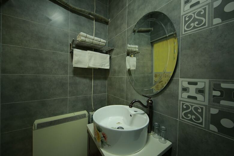 Beijing Bieyuan Courtyard Hotel