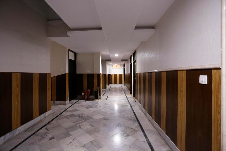 Hotel Paradise Ganga - A River Side Hotel