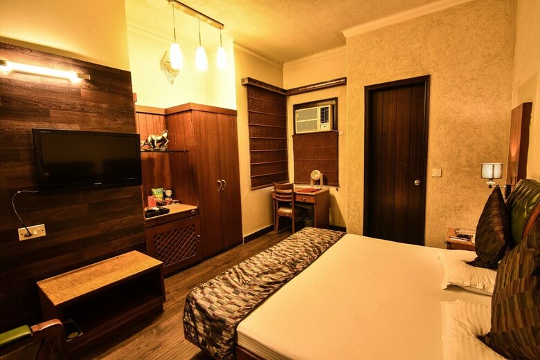 Hotel Royal Castle Grand