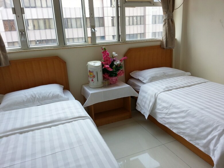 Hotel Le Cong Fraternal Association