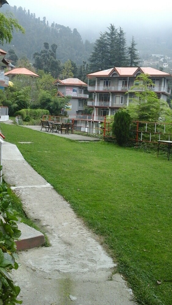 Hotel Dev Cottage
