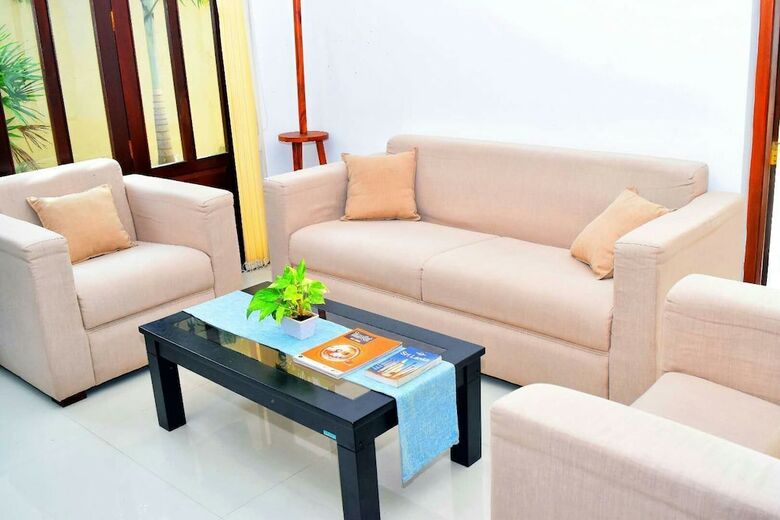 So What Boutique Hotel