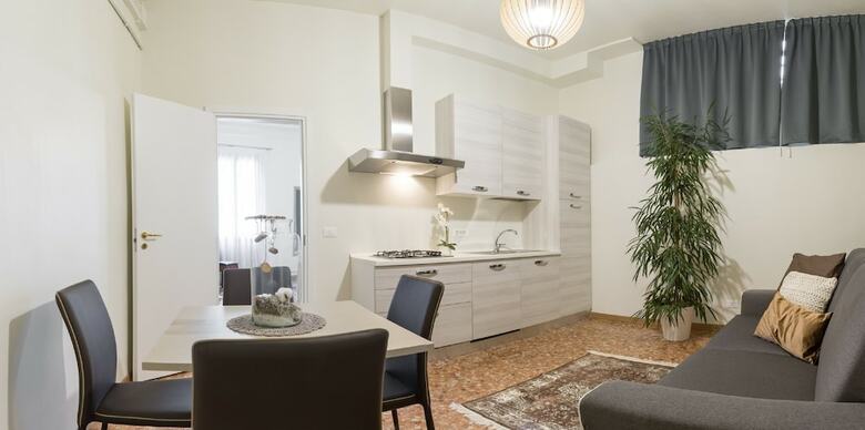 Grand Canal Suites