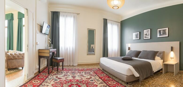 Grand Canal Suites