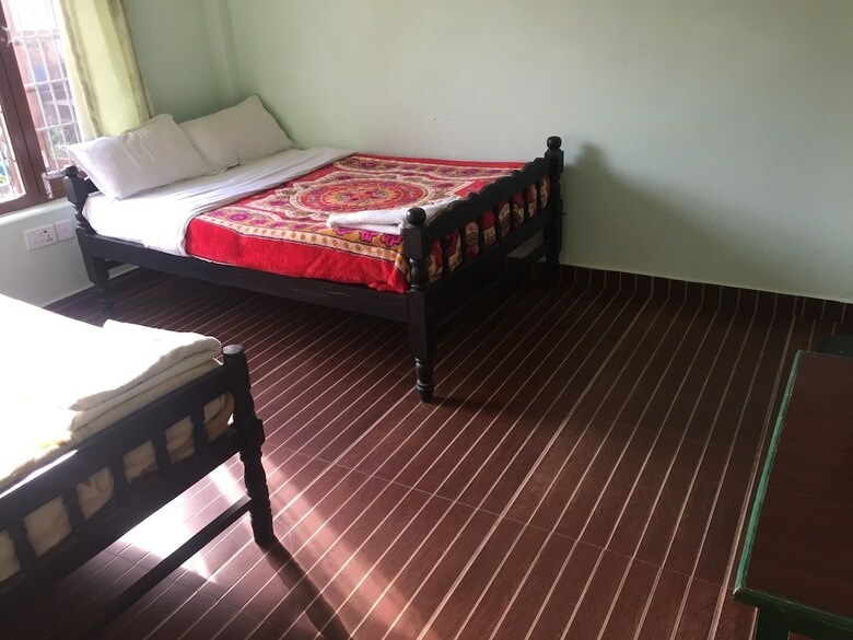 Hotel Harry Guest House & Restaurant