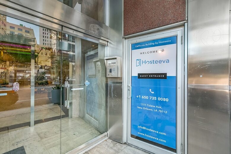 Aparthotel Luxury Condos In California Building By Hosteeva