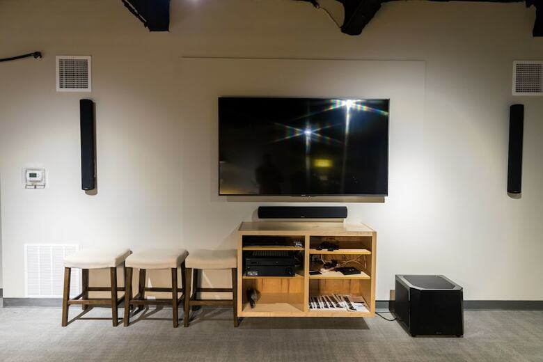 Aparthotel Luxury Condos In California Building By Hosteeva