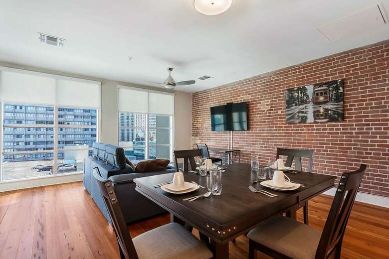 Aparthotel Luxury Condos In California Building By Hosteeva