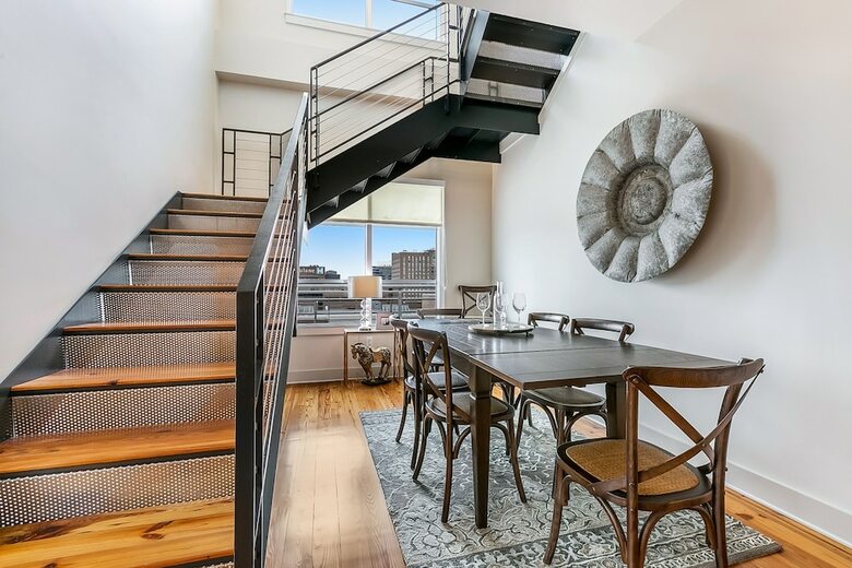 Aparthotel Luxury Condos In California Building By Hosteeva