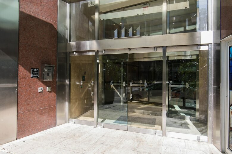 Aparthotel Luxury Condos In California Building By Hosteeva
