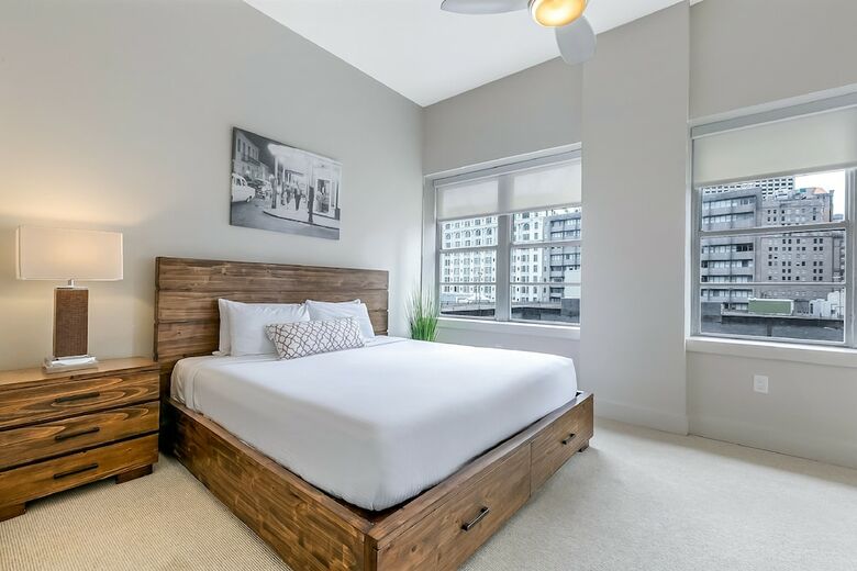 Aparthotel Luxury Condos In California Building By Hosteeva