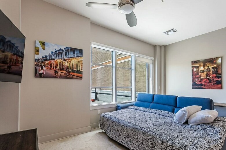 Aparthotel Luxury Condos In California Building By Hosteeva