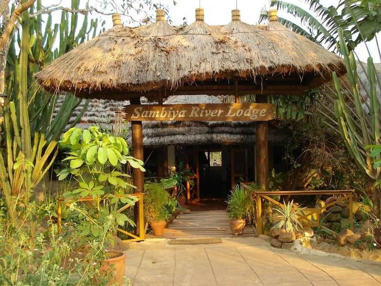 Hotel Sambiya River Lodge