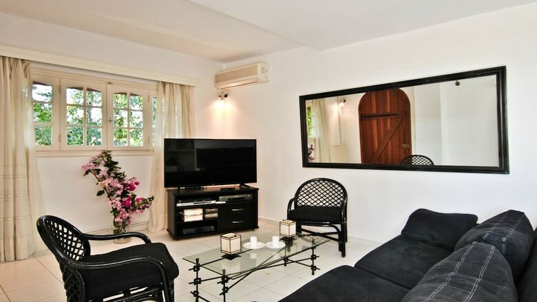 Stavento Apartments