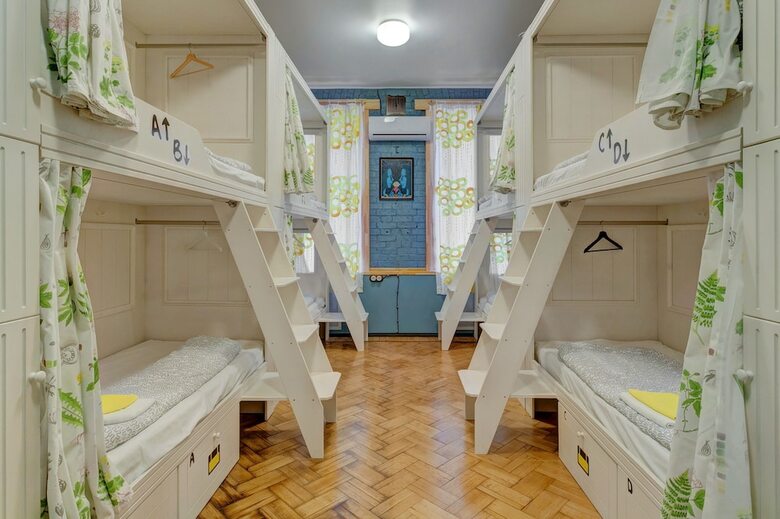 Hostal Good Mood Hostel