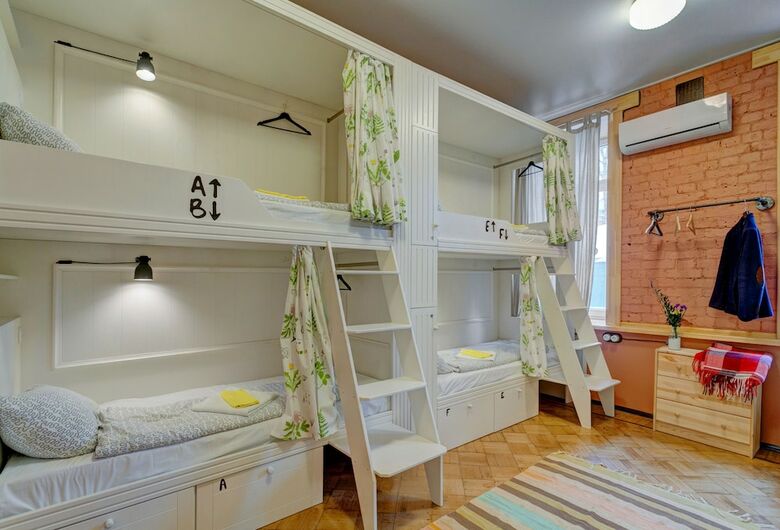 Hostal Good Mood Hostel