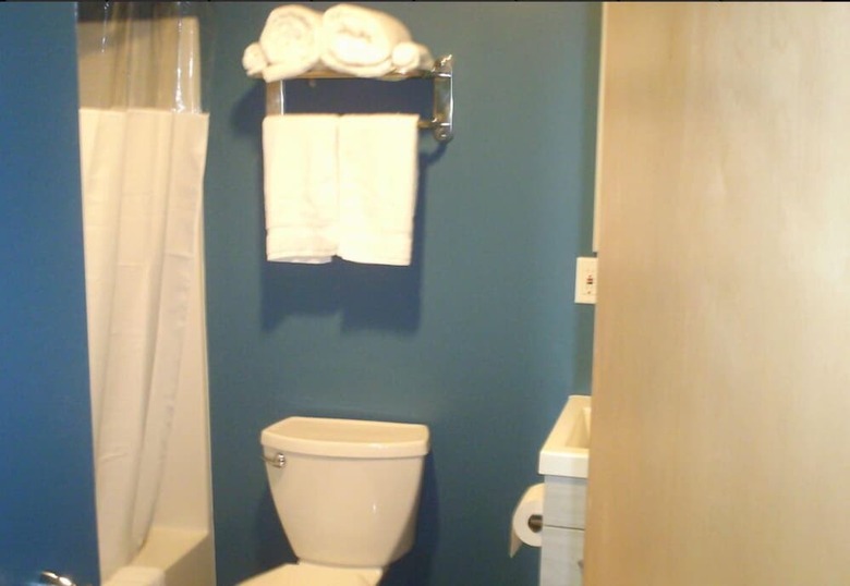 Hotel Pine Tree Inn