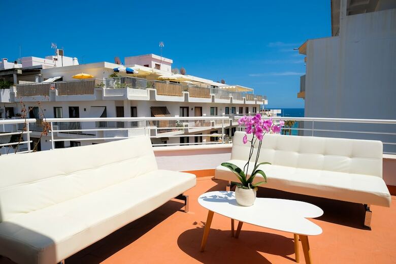 S'alamera Suites Hotel & Apartments